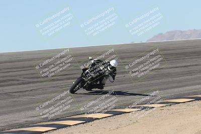 media/Oct-13-2025-Moto Forza (Mon) [[a66d839500]]/4-C Group/Session 2 (Bowl)/